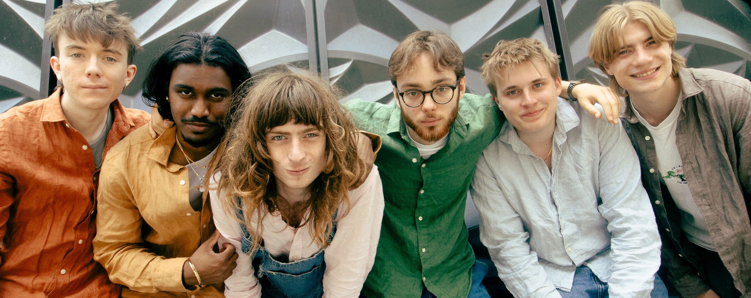 Happy Garden, the full six-piece band, portrait